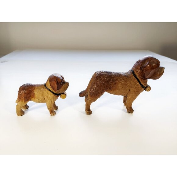 Vintage Wood Small Hand Carved St. Bernard Dogs With Barrels set of 2 - Picture 5 of 11